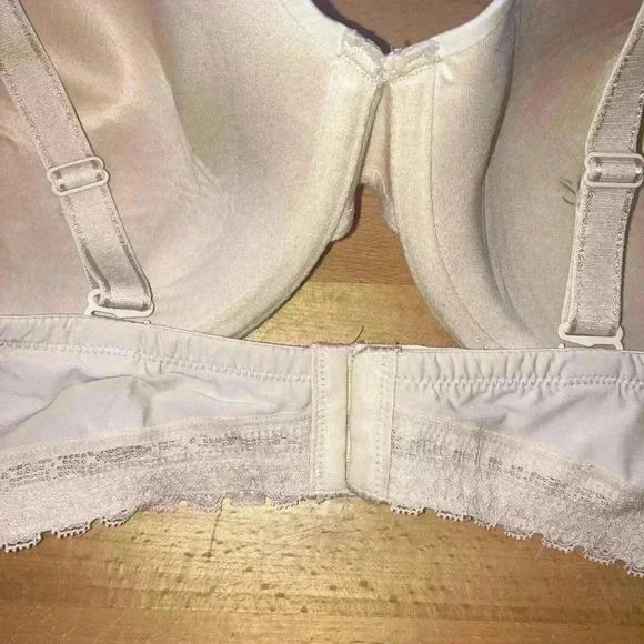 Felina Contour Seamless Bra 38DD - Picture 6 of 9